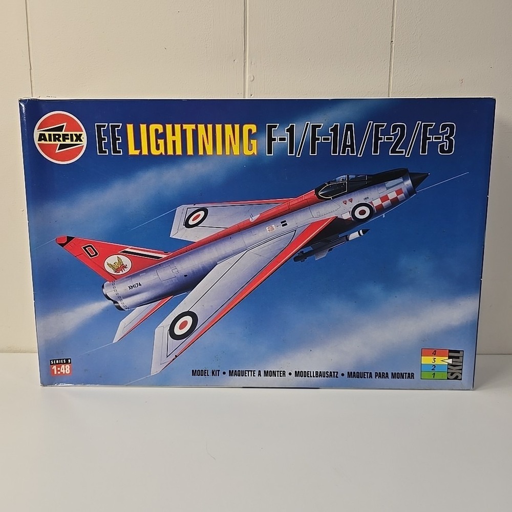 Airfix 1/48 Scale EE Lightning F-1/F-1A/F-2/F-3 Series 9 Model Kit 09179